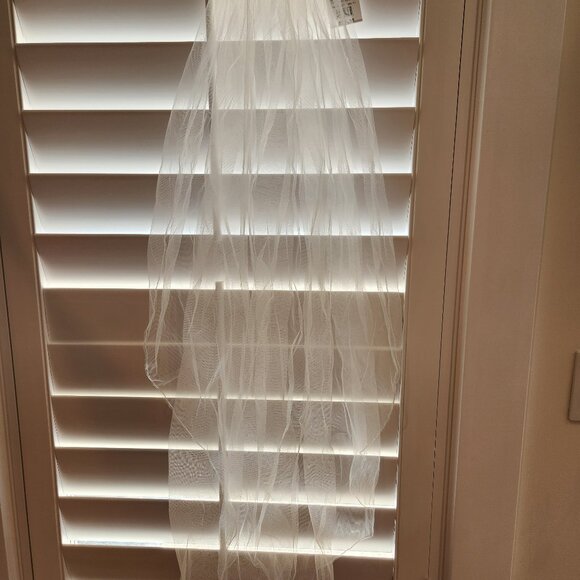Microbeaded edge mid-length Veil (Ivory) main image 5